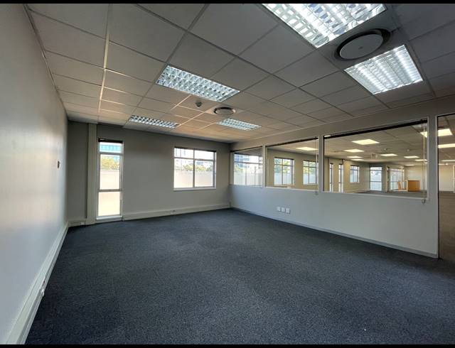 325M² OFFICE TO LET IN SANDTON CENTRAL